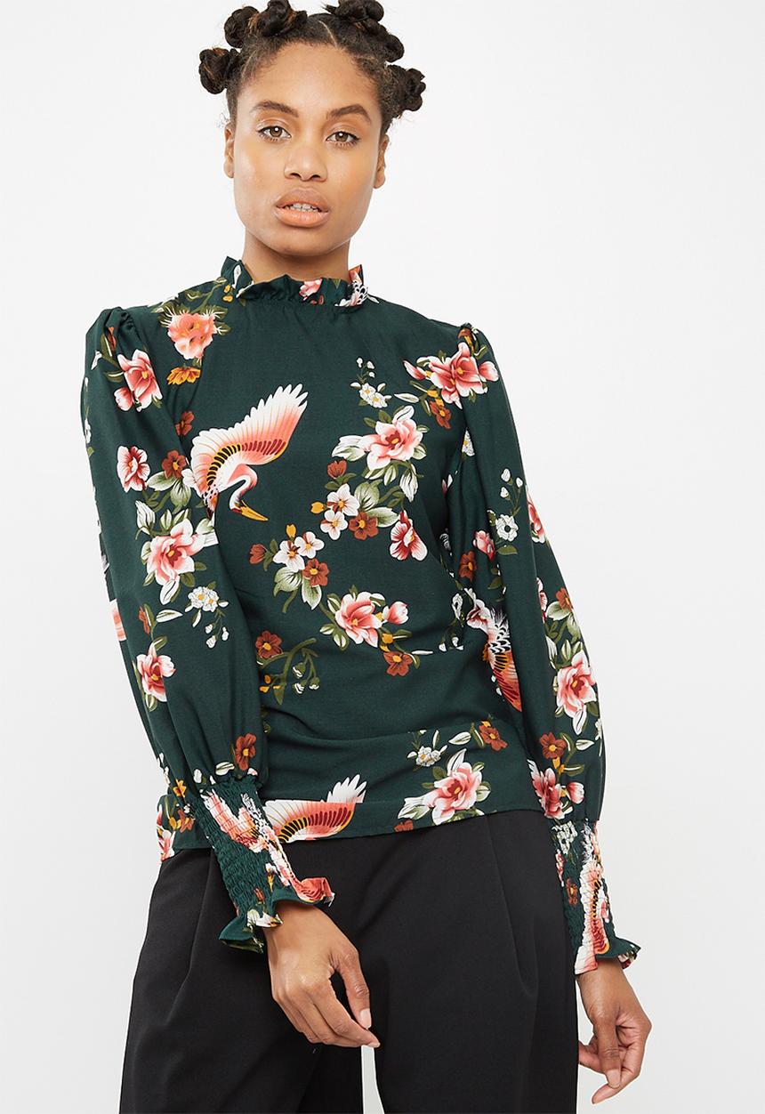 dailyfriday - Blouse with pie crust neckline
