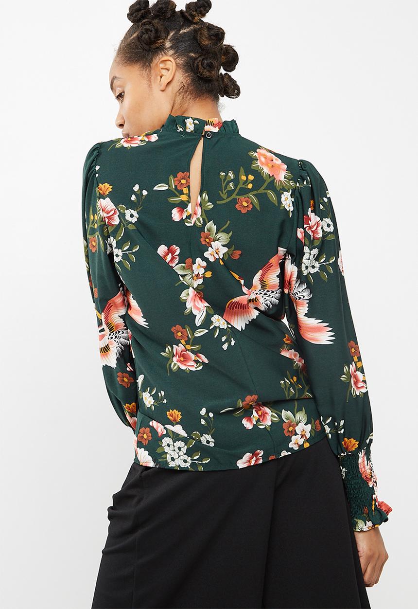 dailyfriday - Blouse with pie crust neckline