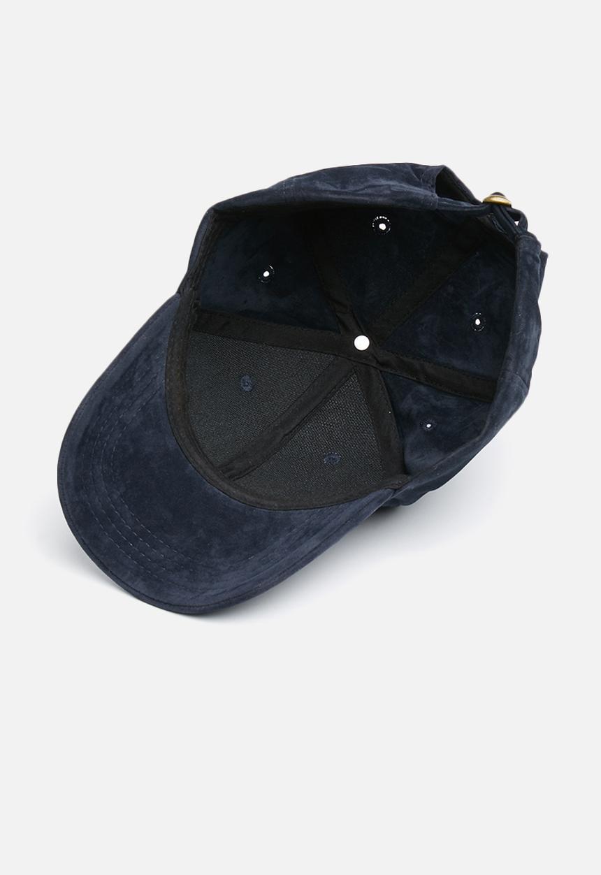 New Look - Suedette curved peak cap