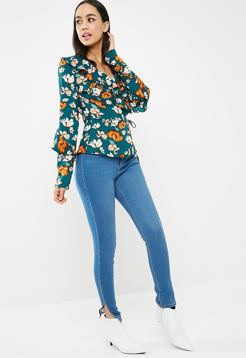 Missguided - Floral wrap ruffle tie front blouse