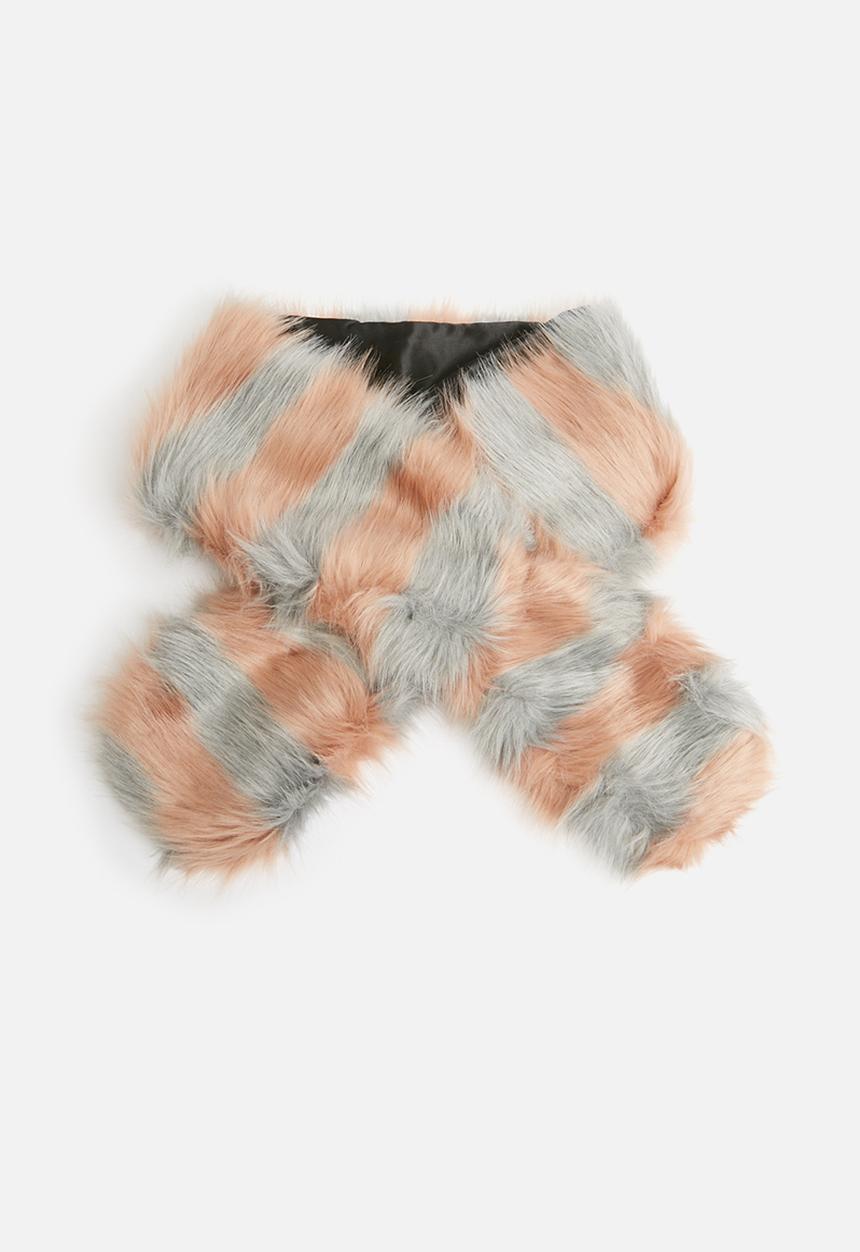 Missguided - Stripped faux fur scarf