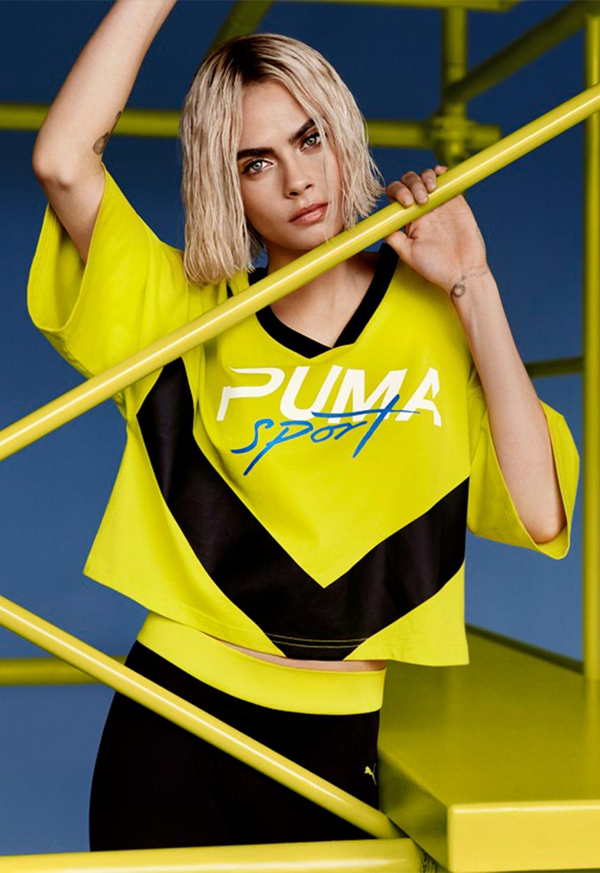 PUMA - Xtreme cropped V-neck tee