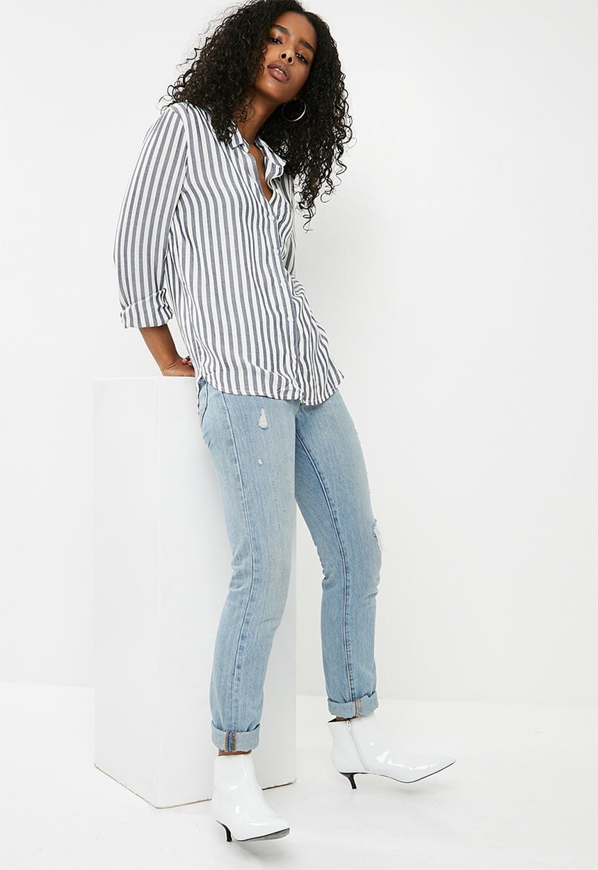 Jacqueline de Yong - Akira shirt
