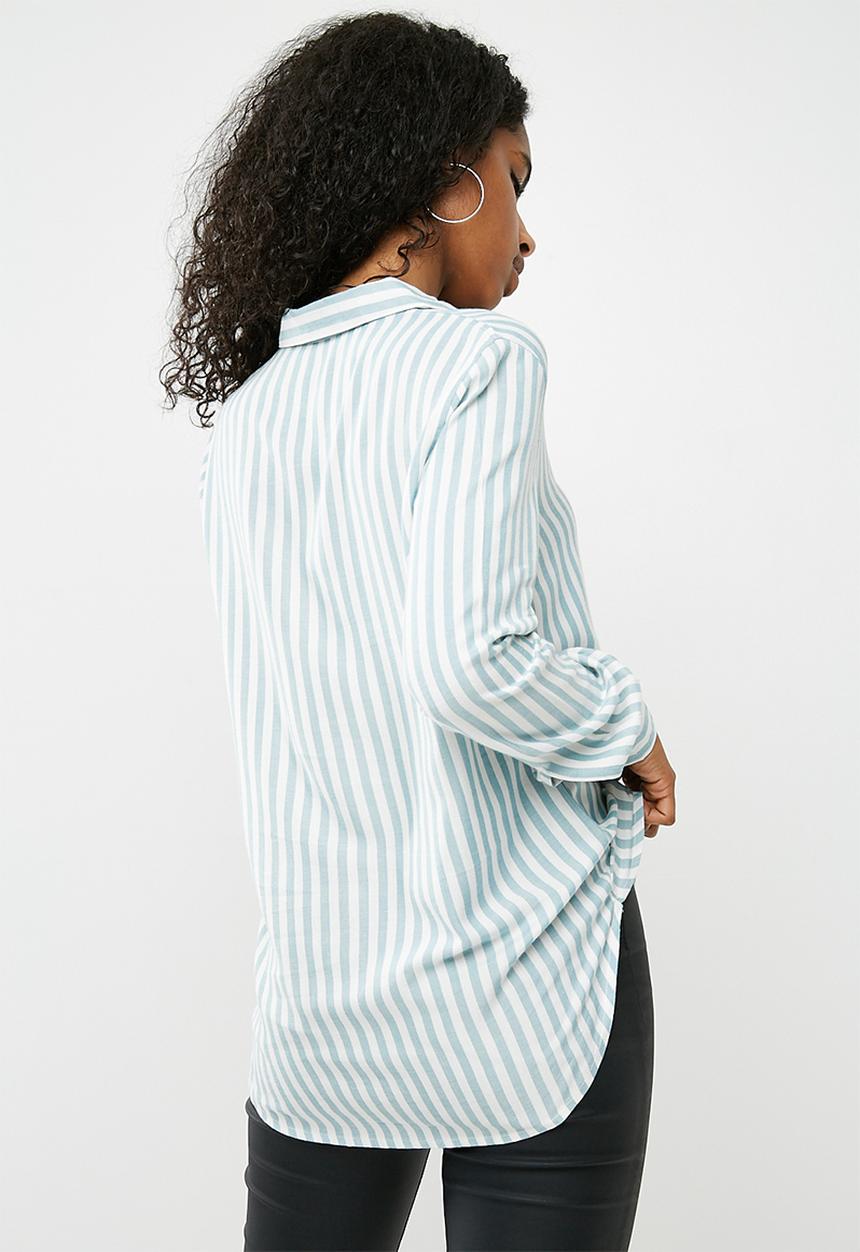 Jacqueline de Yong - Akira shirt