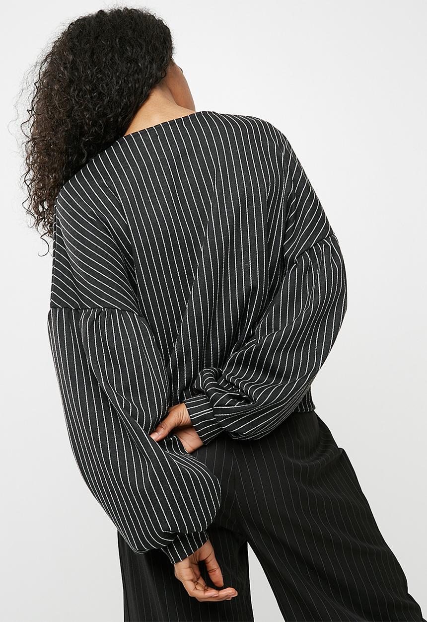 dailyfriday - Balloon sleeve top