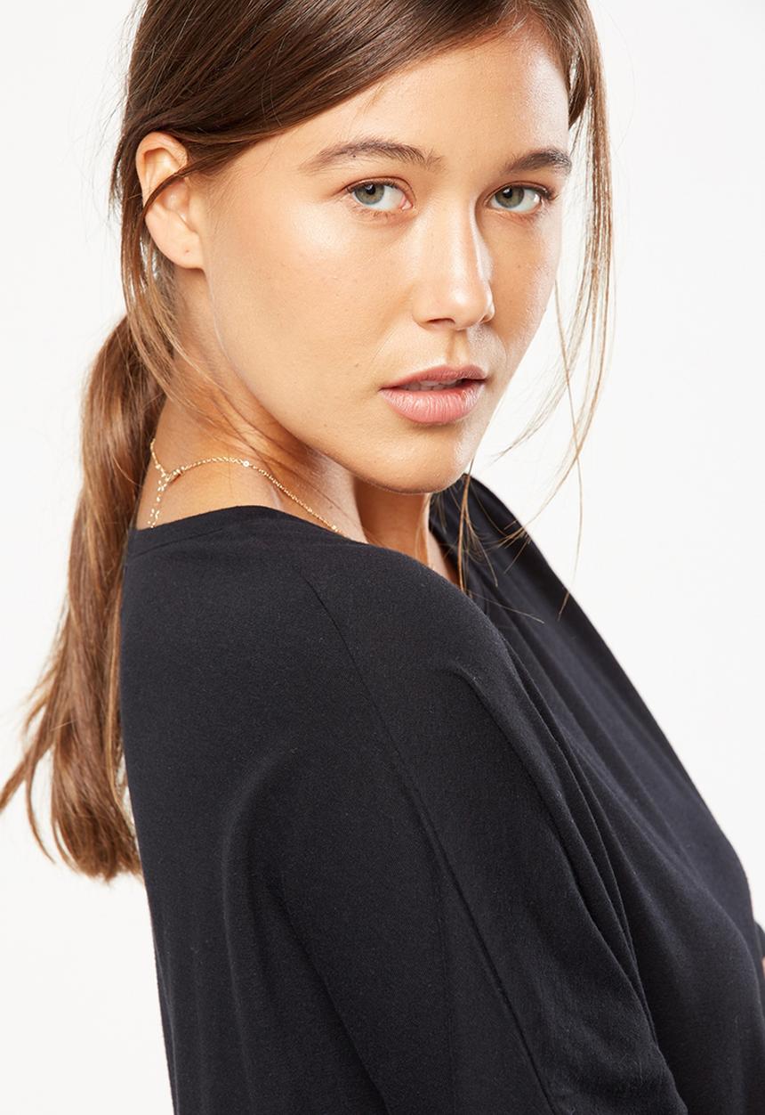 Cotton On - Shilah oversized roll sleeve tee - black