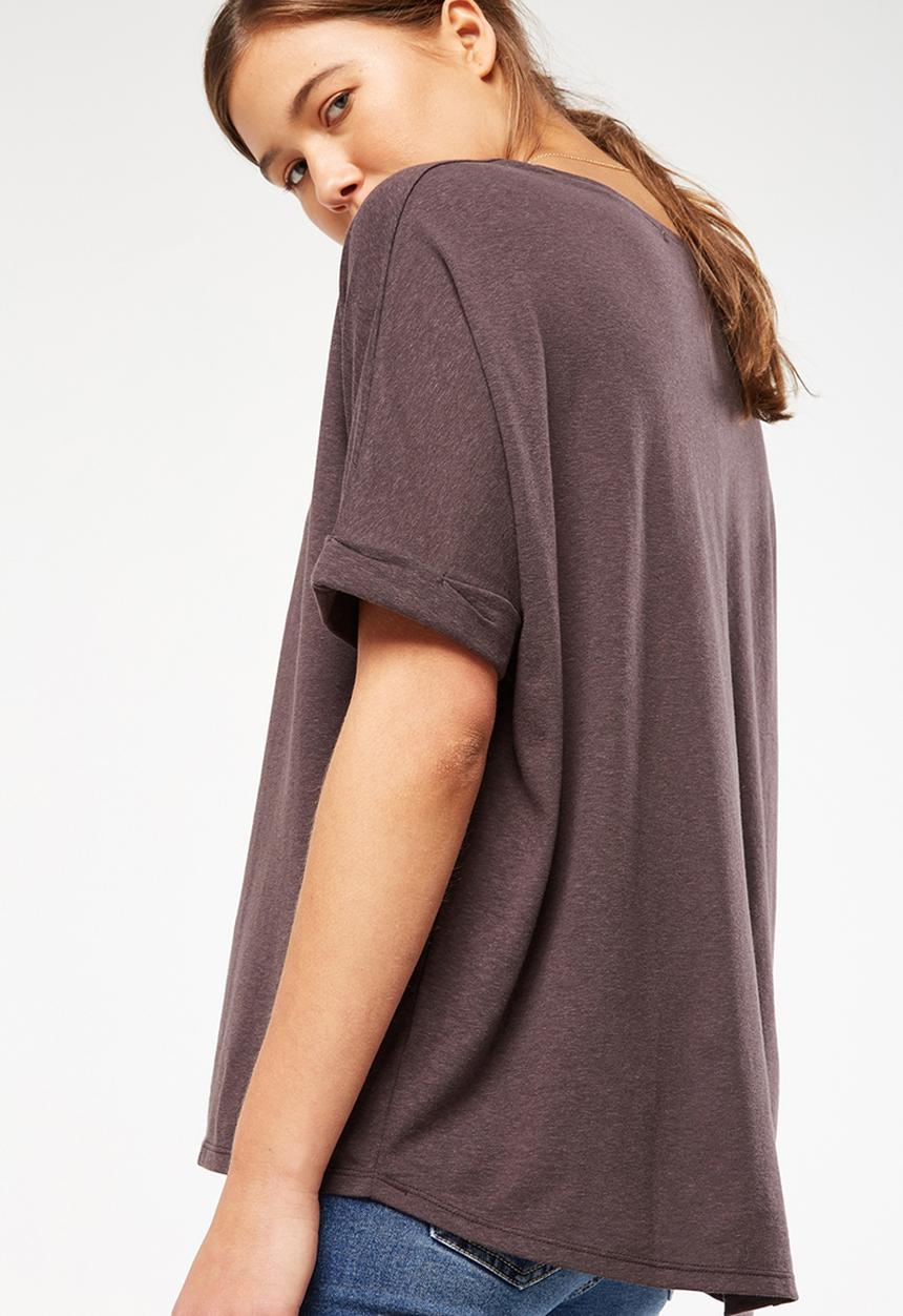 Cotton On - Shilah oversized roll sleeve tee - brown