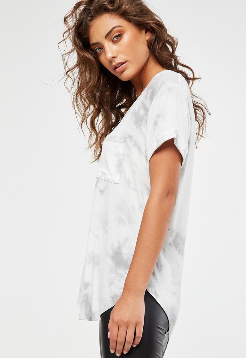 Cotton On - Karly short sleeve v-neck top