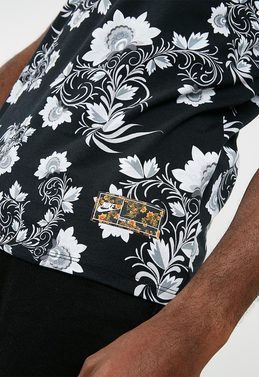 Nike - Nike sportswear concept tee