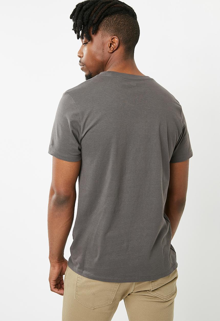 Levi’s® - Graphic set in neck tee