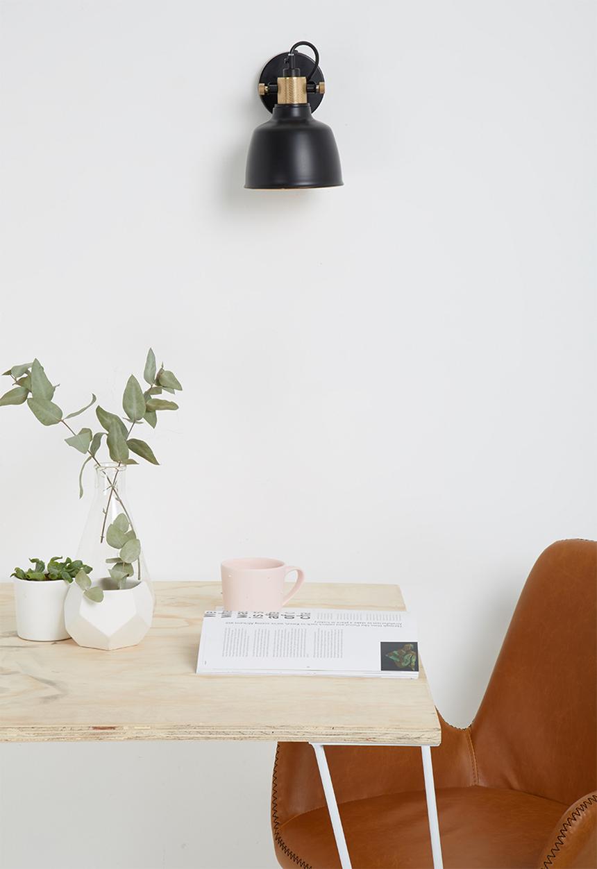 Sixth Floor - Brooklyn wall light - black