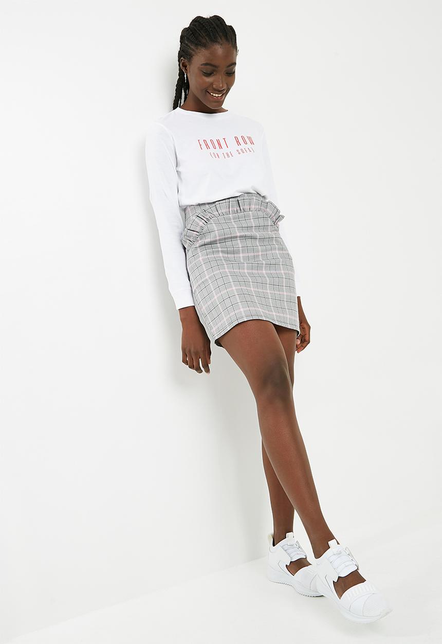 Cotton On - Tbar Tammy chopped graphic long sleeve tee - white