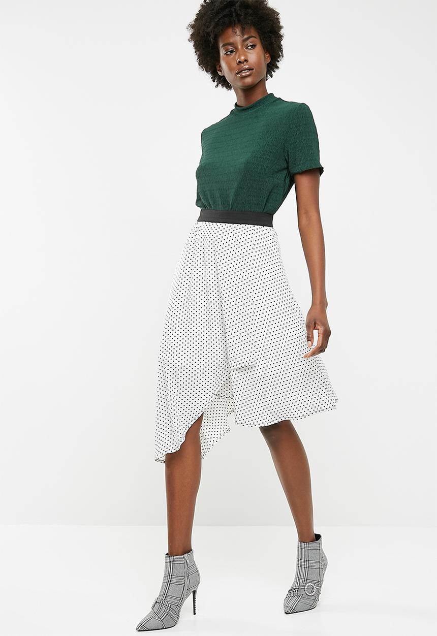 Jacqueline de Yong - Joan short sleeve  highneck top - green 