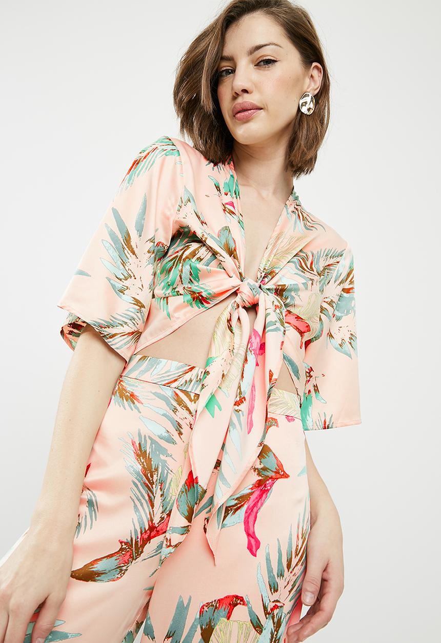 Missguided - Tropical print satin tie front top - multi