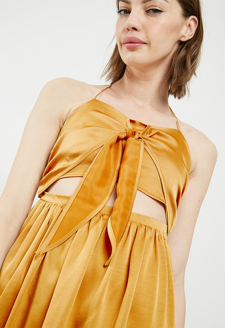 Missguided - Satin halterneck cut out midi dress - gold 