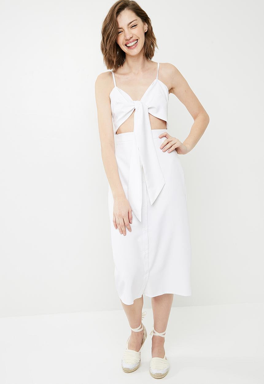 Missguided - Tie front button down strappy midi dress - white
