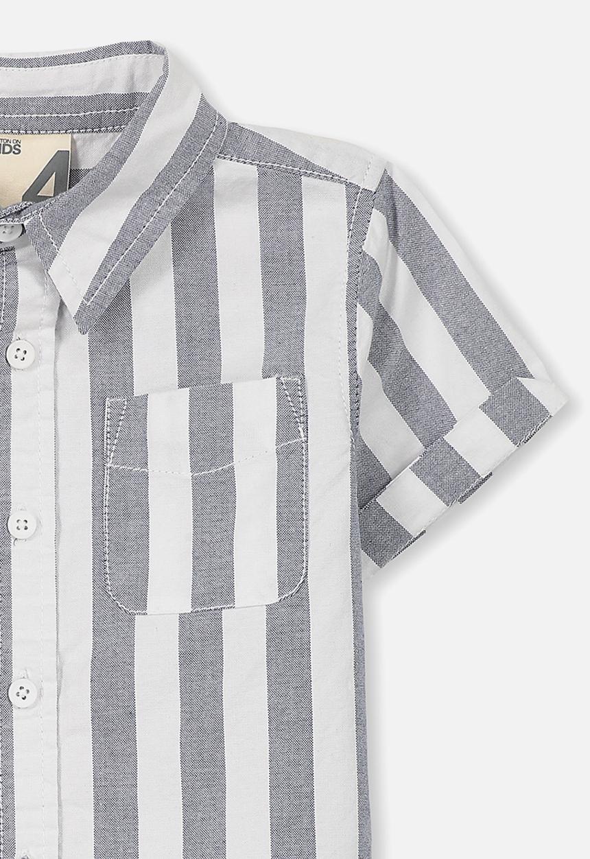 Cotton On - Kids Jackson short sleeve shirt - grey & white