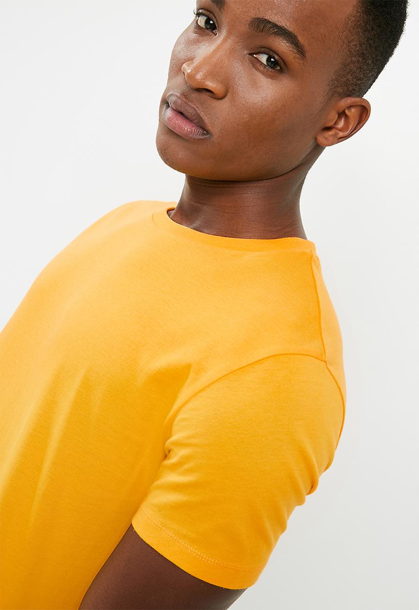 Superbalist - Crew neck tee - yellow 