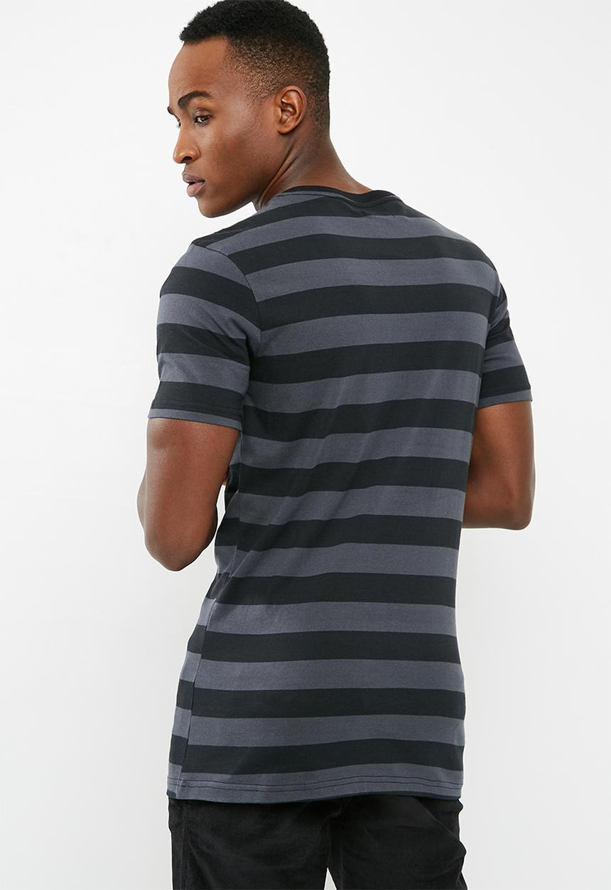 basicthread - Striped graphic crew neck tee - black & grey 