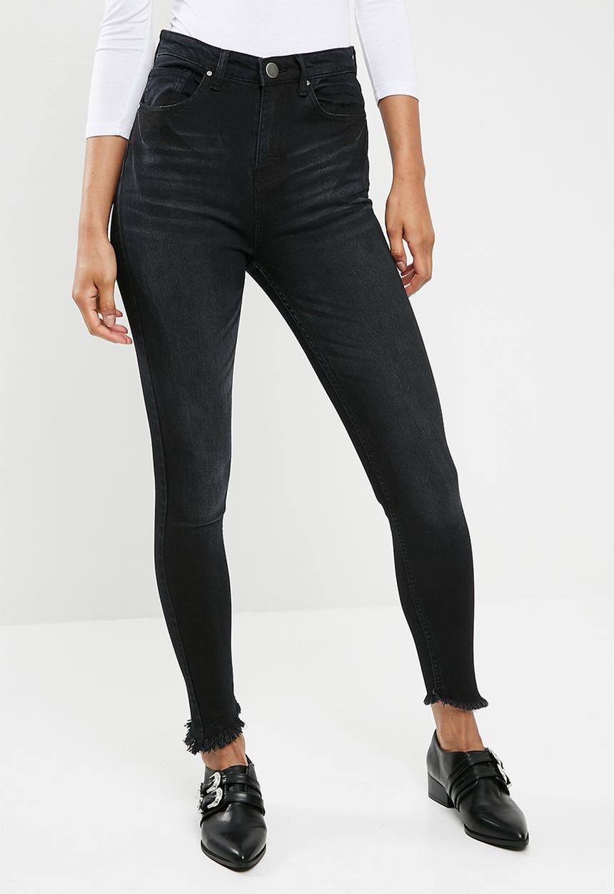 Superbalist - Raw hem skinny - black