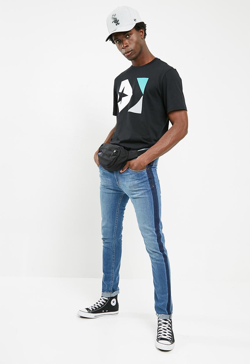 Converse - Star chevron tee - black 