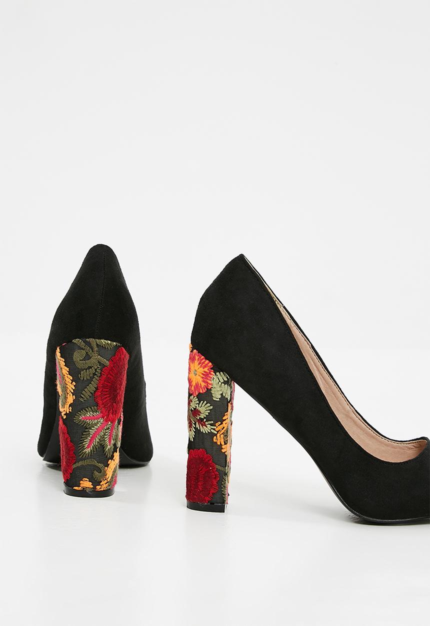 Superbalist - Lisa embroidered block heel - black