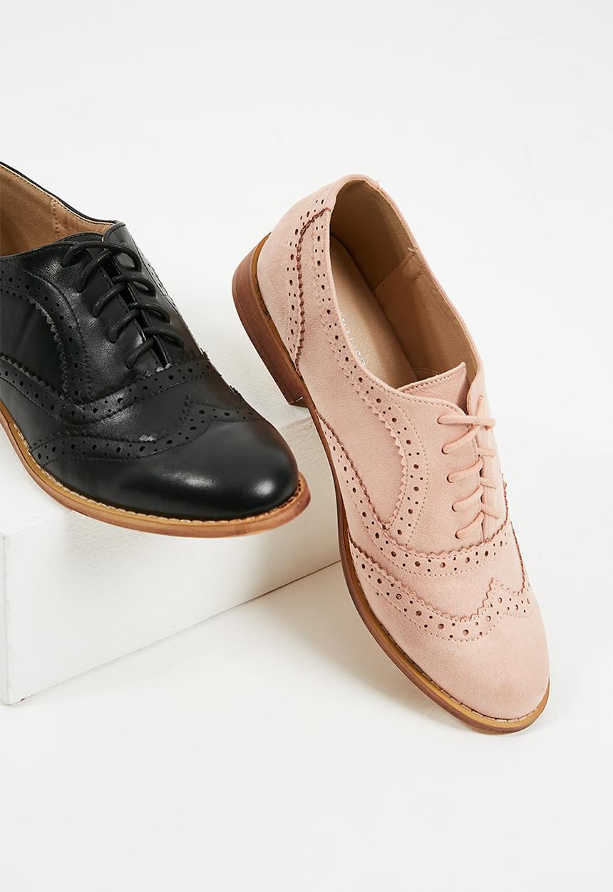Superbalist - Lace up brogue - pink