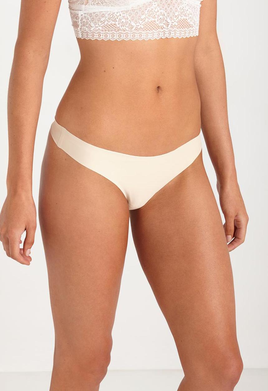 Cotton On - Seamless essential g-string brief - cream 
