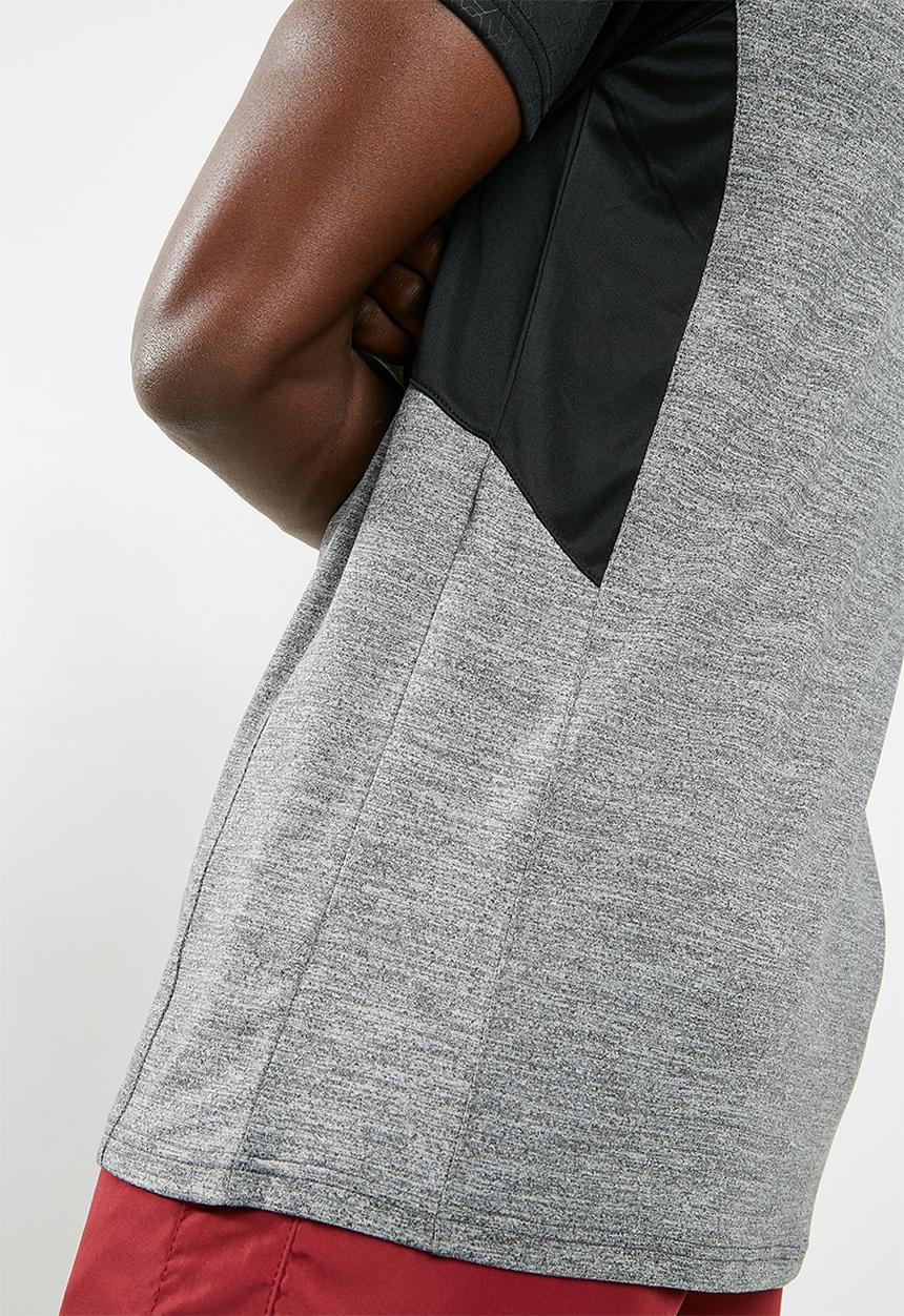 basicthread - Poly stretch panel tee - grey & black 
