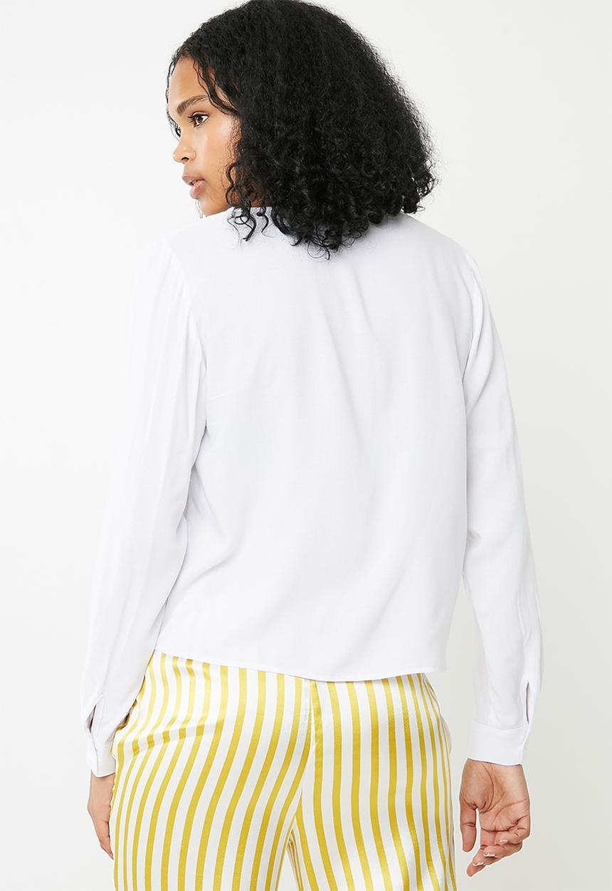 Superbalist - Soft V-neck button front shirt - white