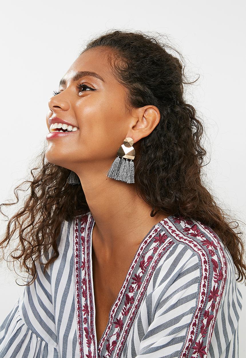 Superbalist - Tassel earrings - grey & gold 