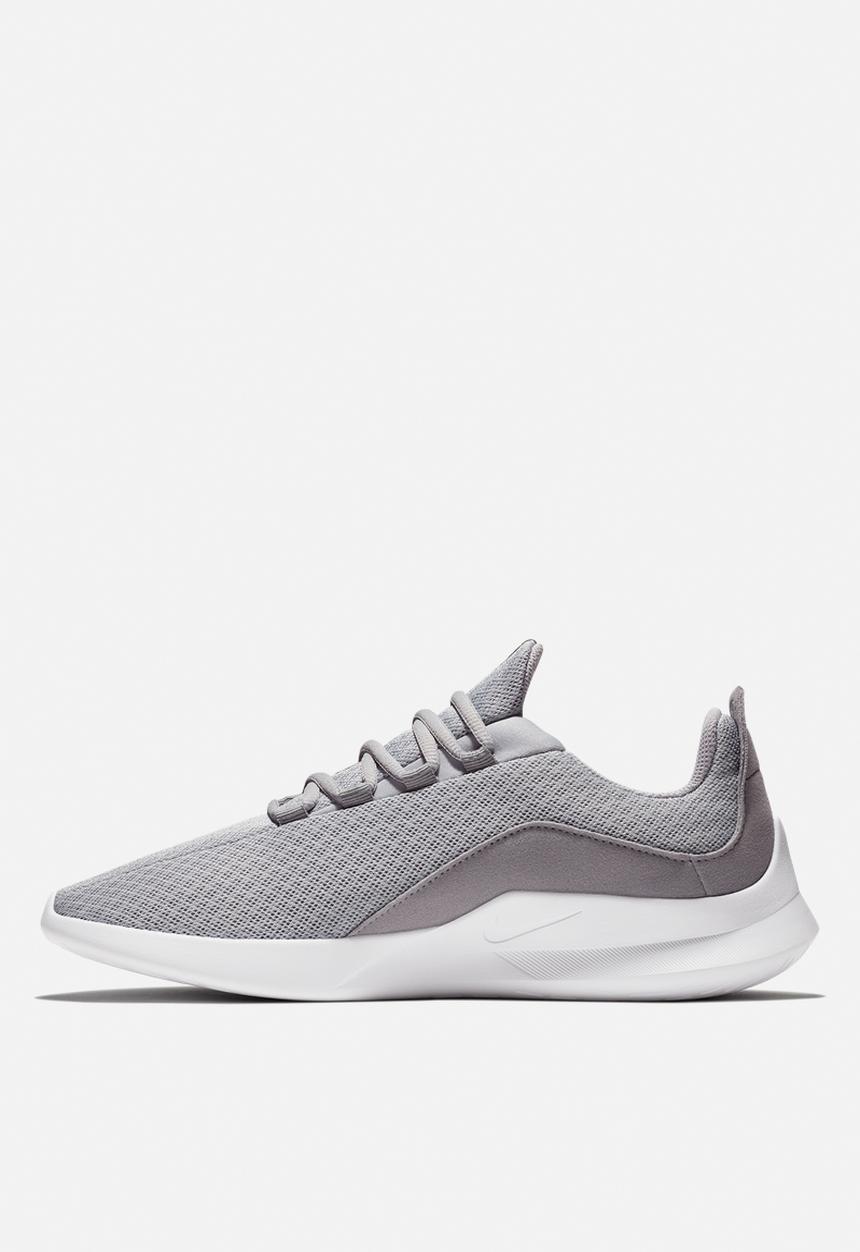Nike - Viale - Wolf Grey / Black