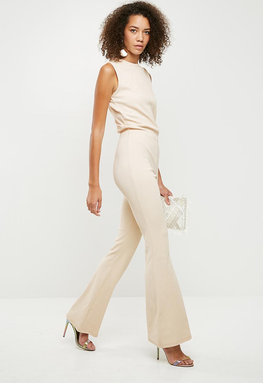 Missguided - Rib flare leg sleevless jumpsuit - cream 