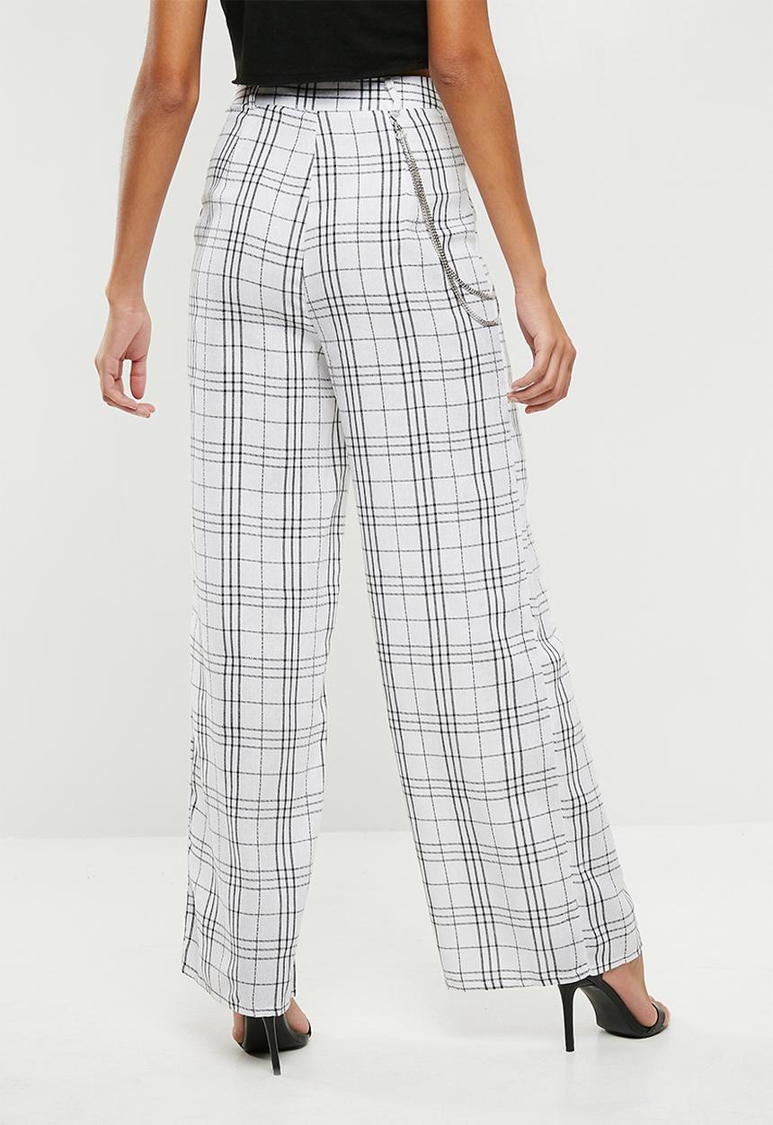 Missguided - Check print chain wide leg trousers - white & black 