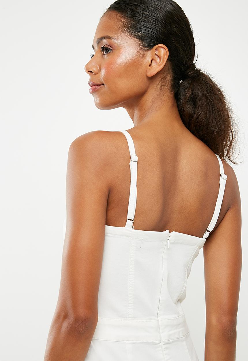 Missguided - Cami authentic button through denim dress - white 