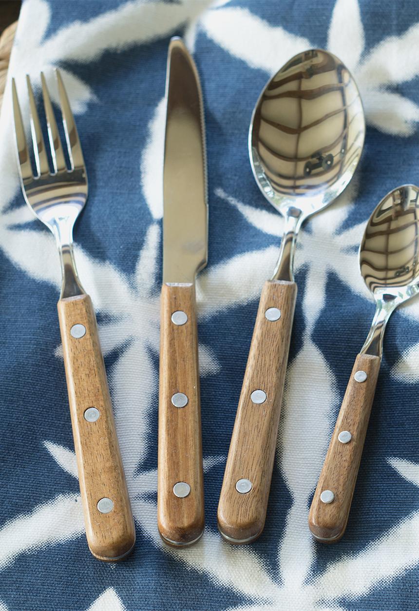 Drift - 16 Piece cutlery set - wood handle