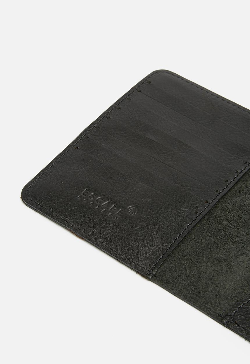 Escape Society - Leather passport holder - black