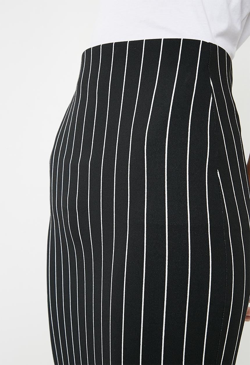 Superbalist - Pull on bodycon skirt - black & white