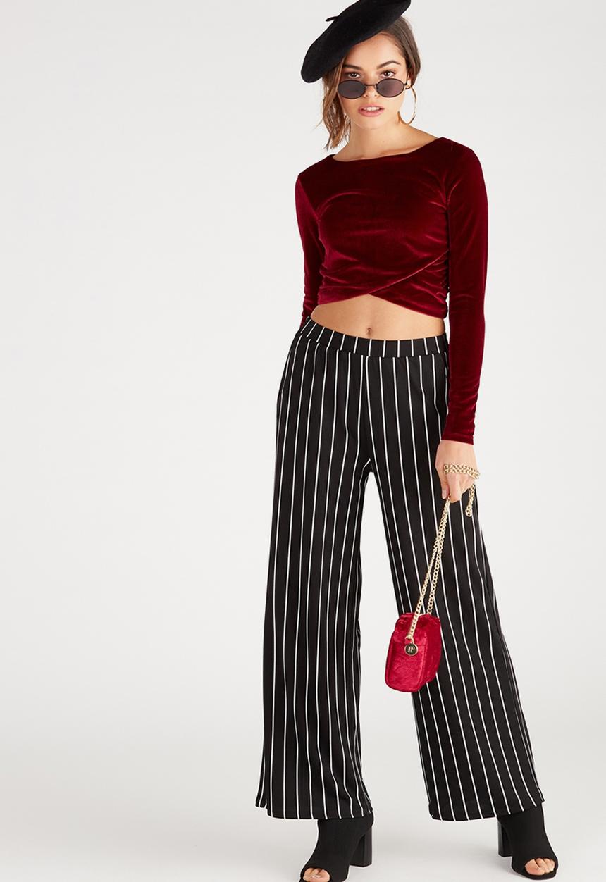 Supré  - Luxe verlour long sleeve cross over top - burgundy 