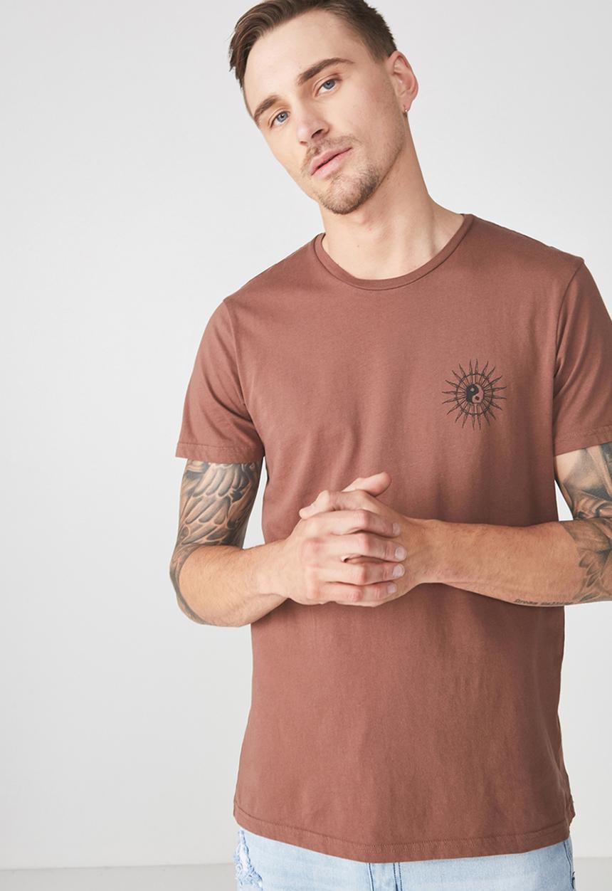 Cotton On - Tbar tee - brown