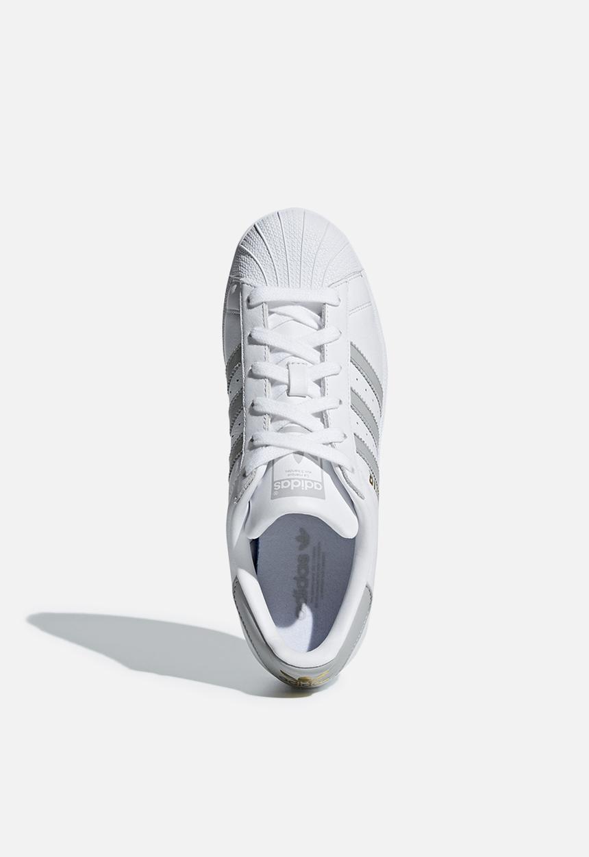 adidas Originals - Superstar W - Ftwr White / Grey Two / Ftwr White