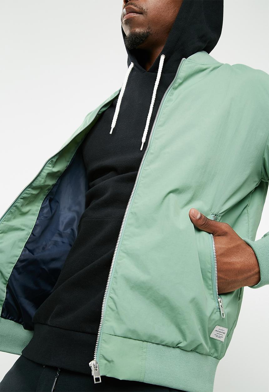 Jack & Jones - New Pacific bomber