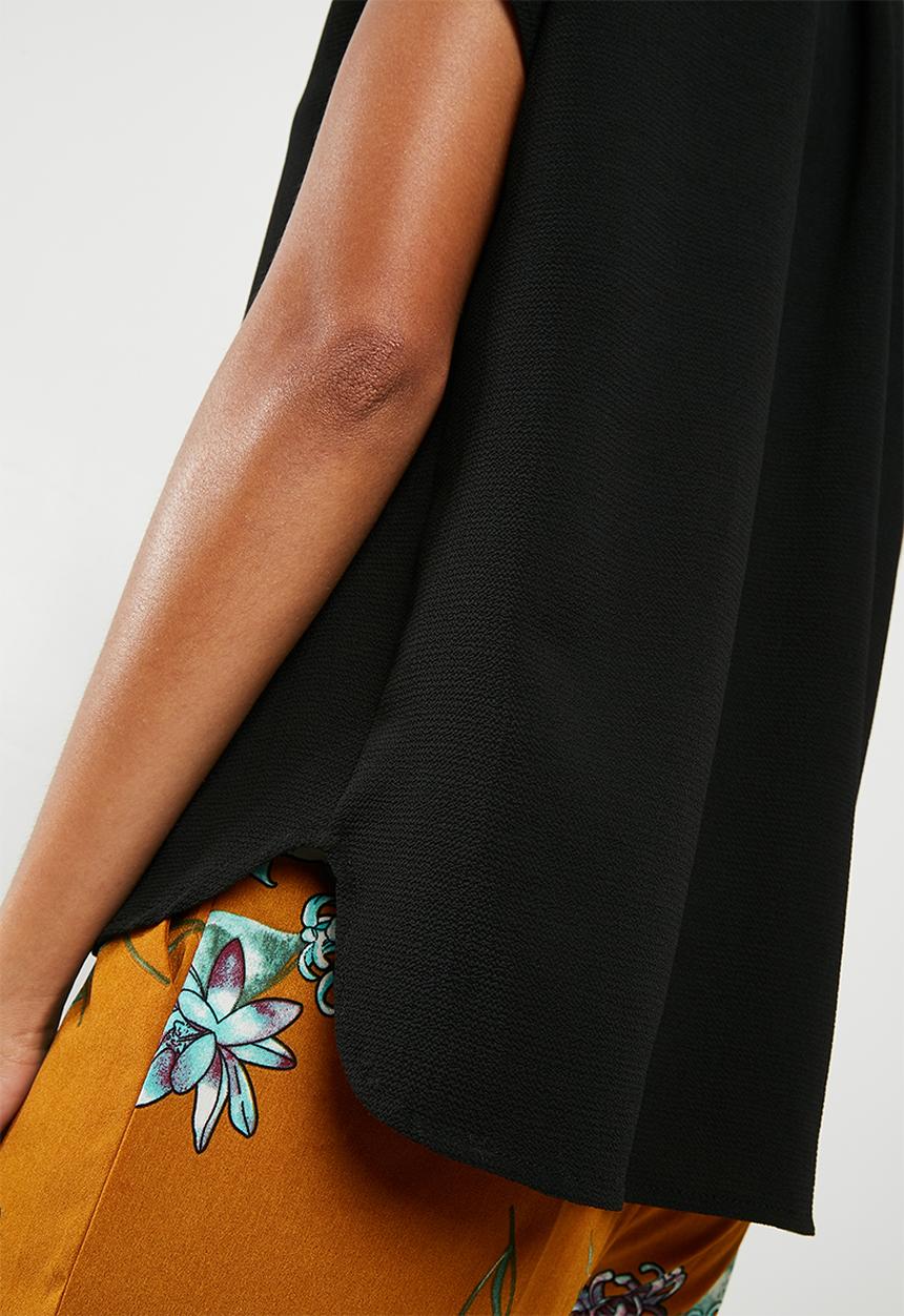 Superbalist - Mandarin collar shell top - black 