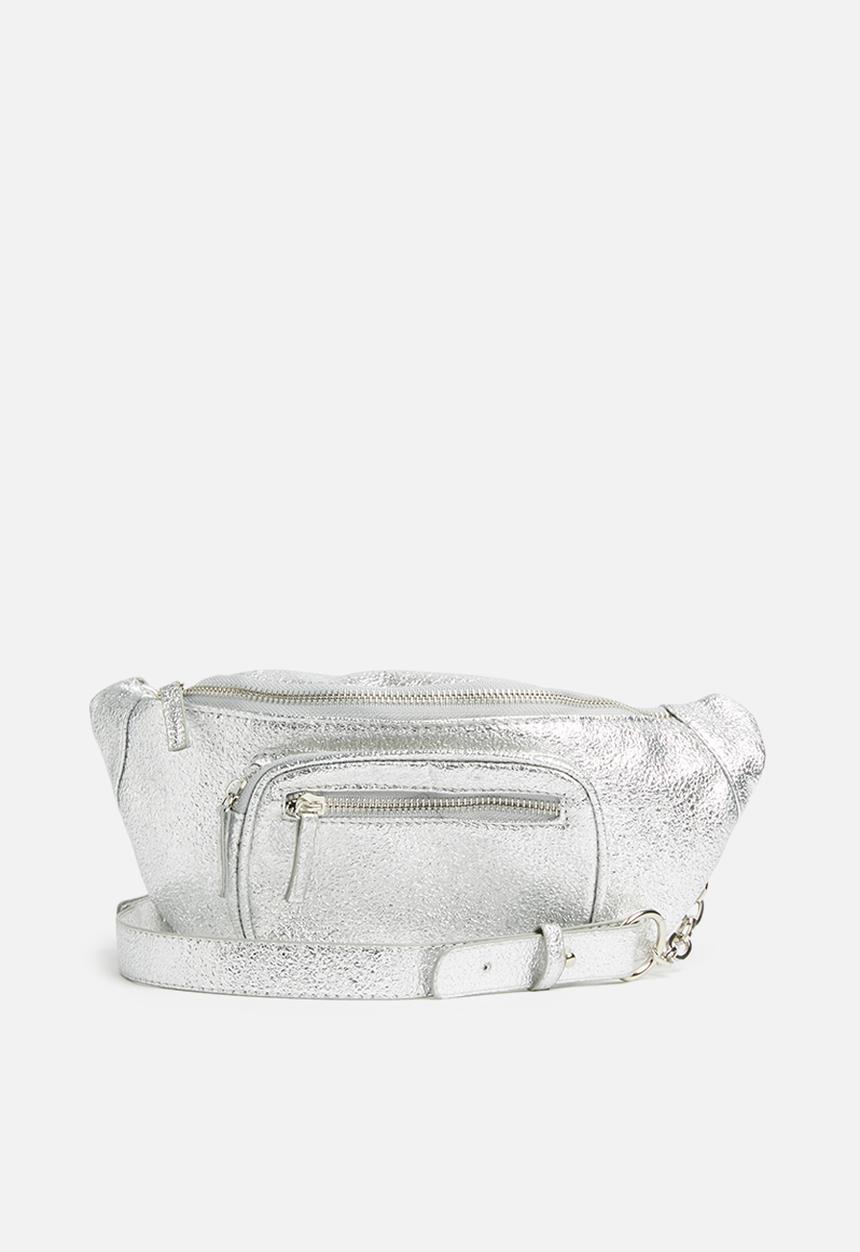 Missguided - Chain faux leather waist bag - silver
