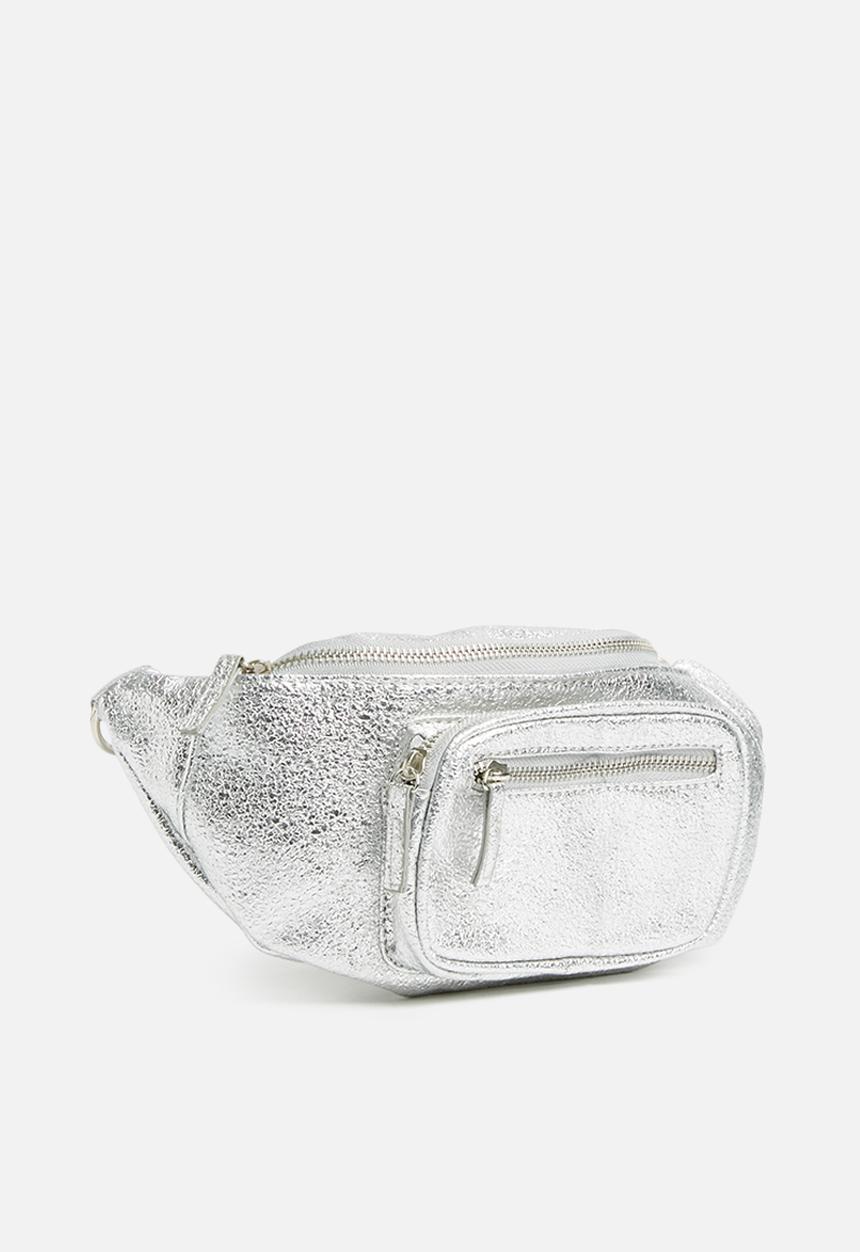 Missguided - Chain faux leather waist bag - silver