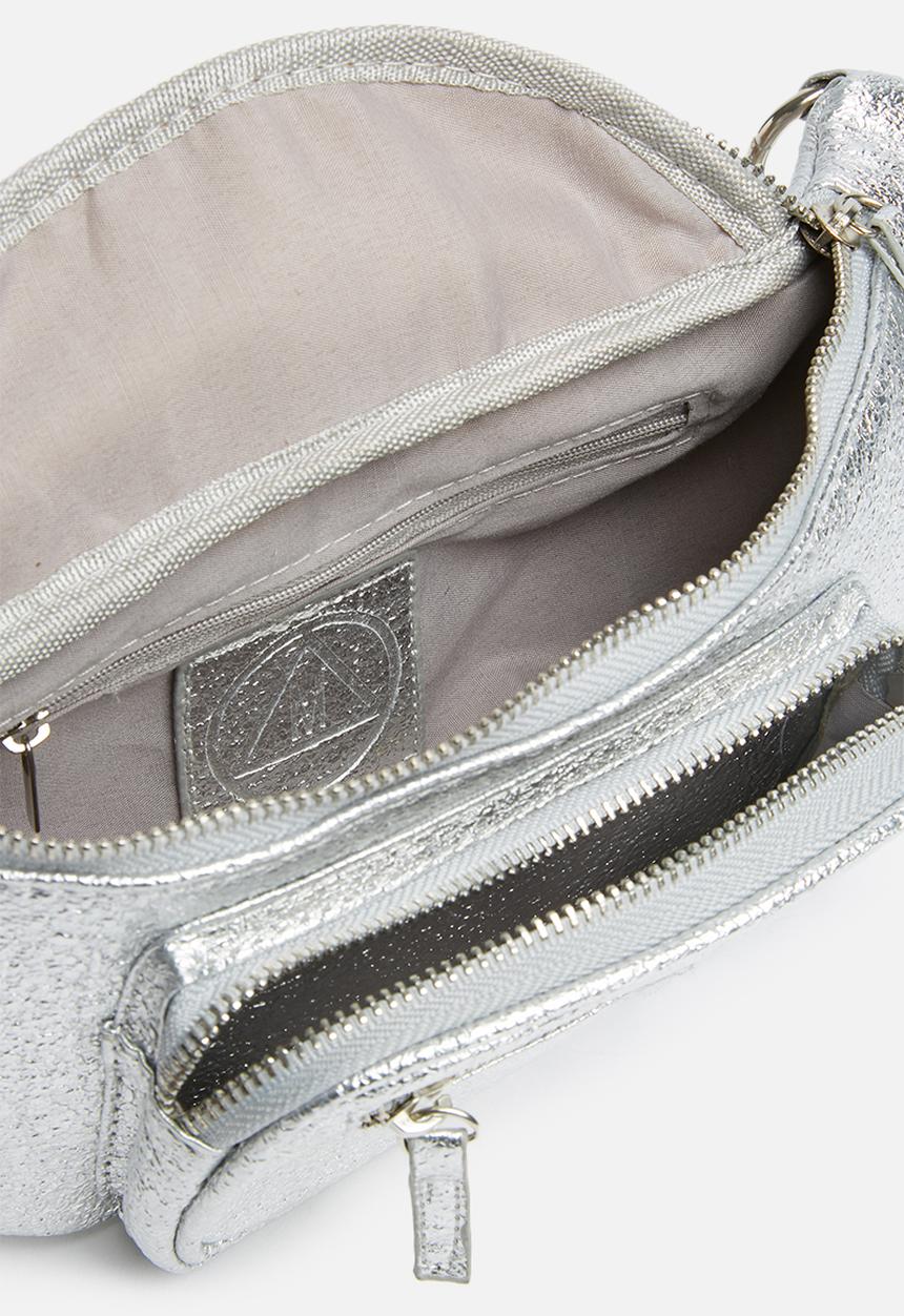 Missguided - Chain faux leather waist bag - silver