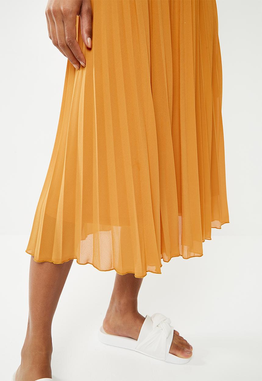 Superbalist - Pleated midi skirt  - yellow 