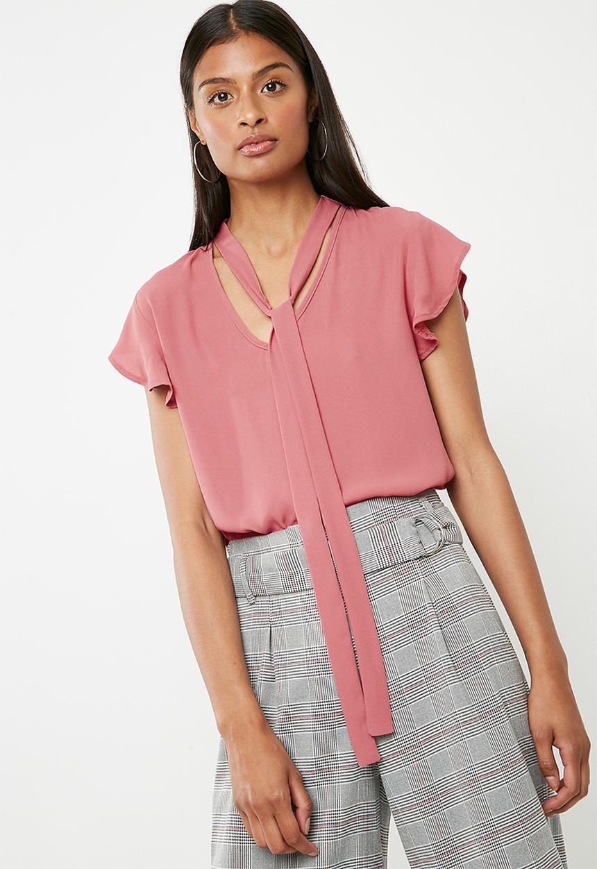 Superbalist - Ruffle sleeve key hole blouse - pink 