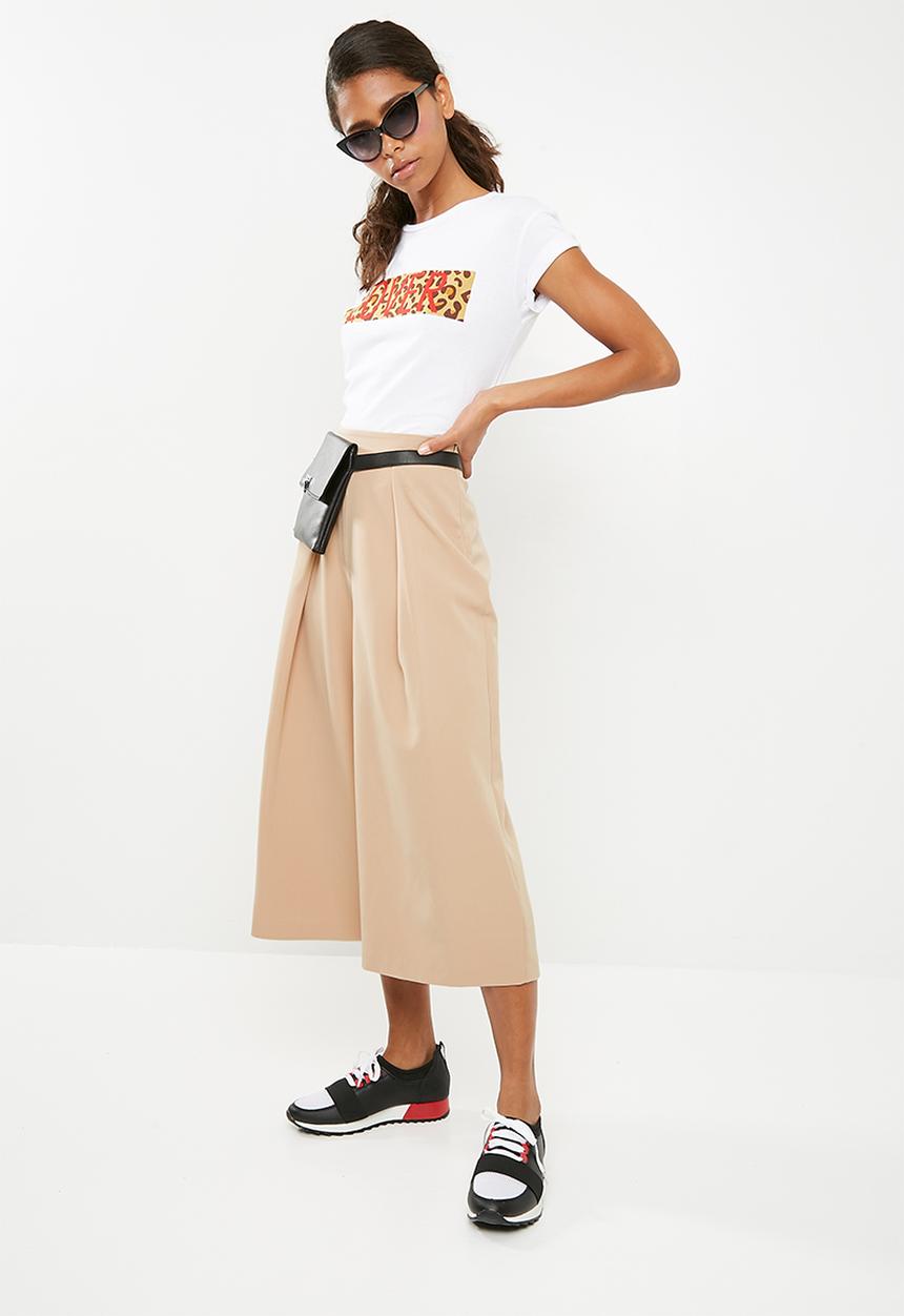 Missguided - Premium core pleat front culottes - beige 