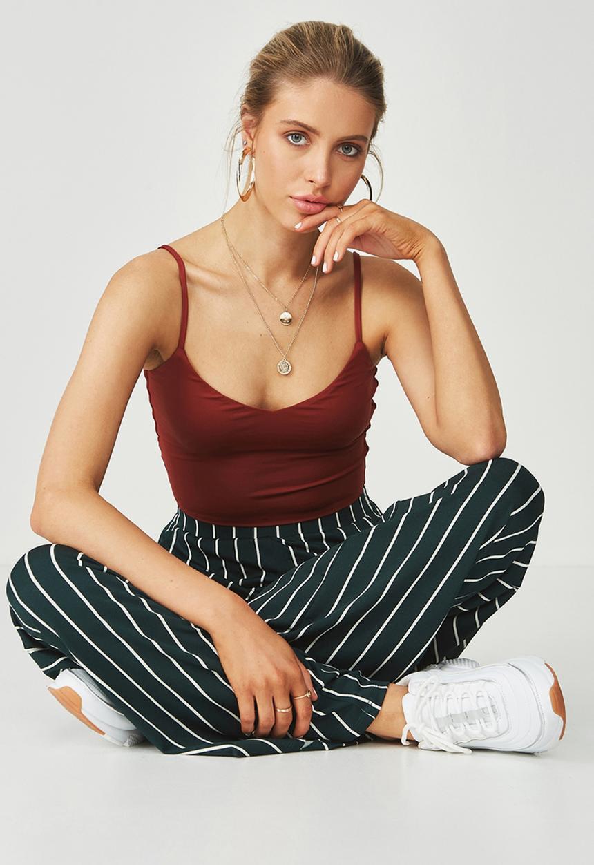 Supré  - Luxe crop cami - rust